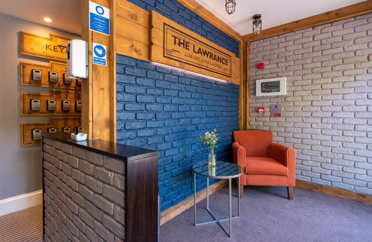 The Lawrance Luxury Aparthotel - York Buitenkant foto