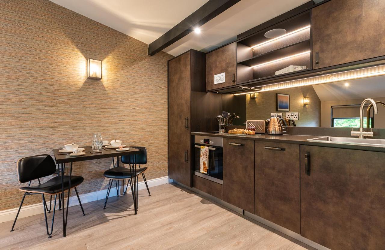 The Lawrance Luxury Aparthotel - York Buitenkant foto