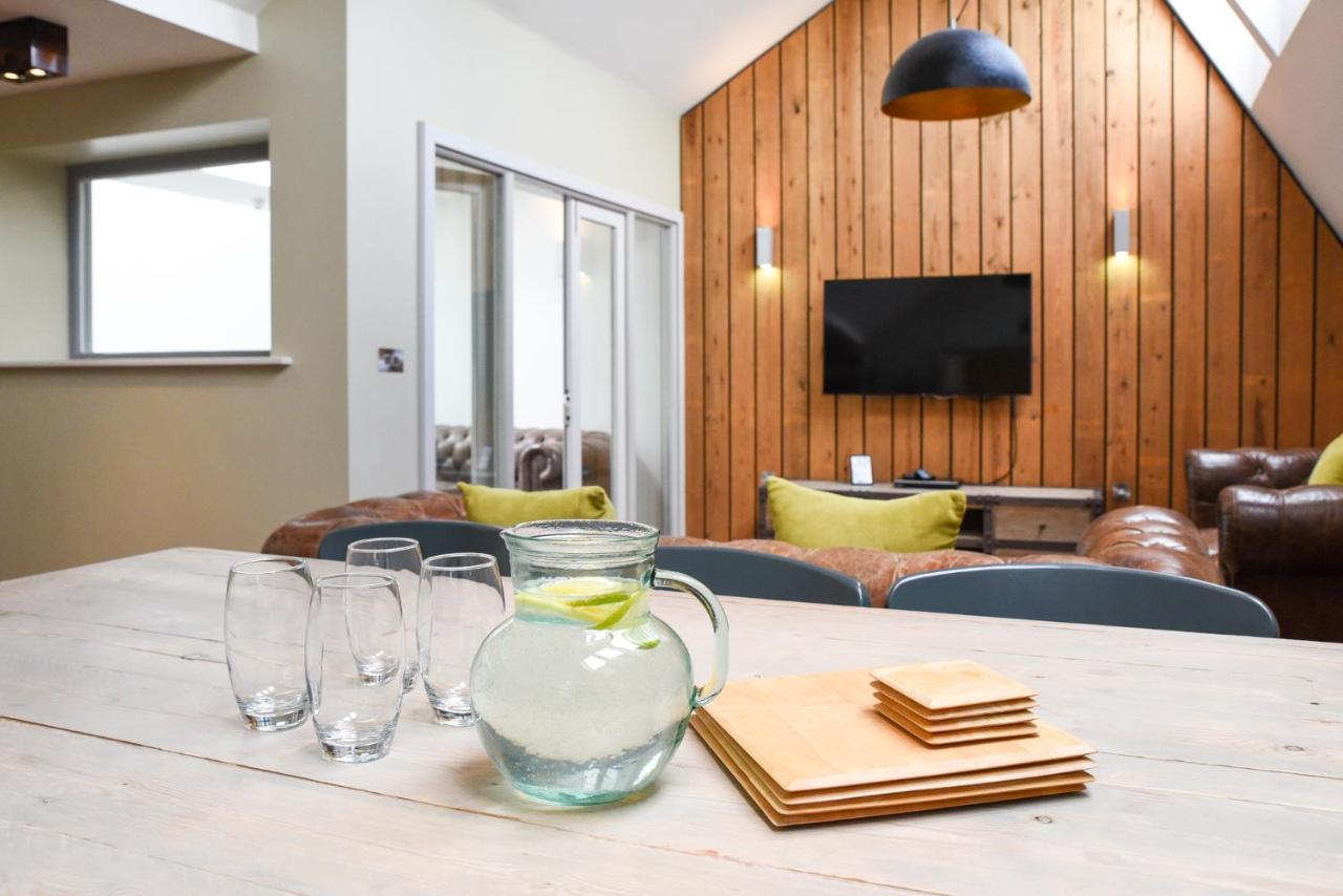 The Lawrance Luxury Aparthotel - York Buitenkant foto