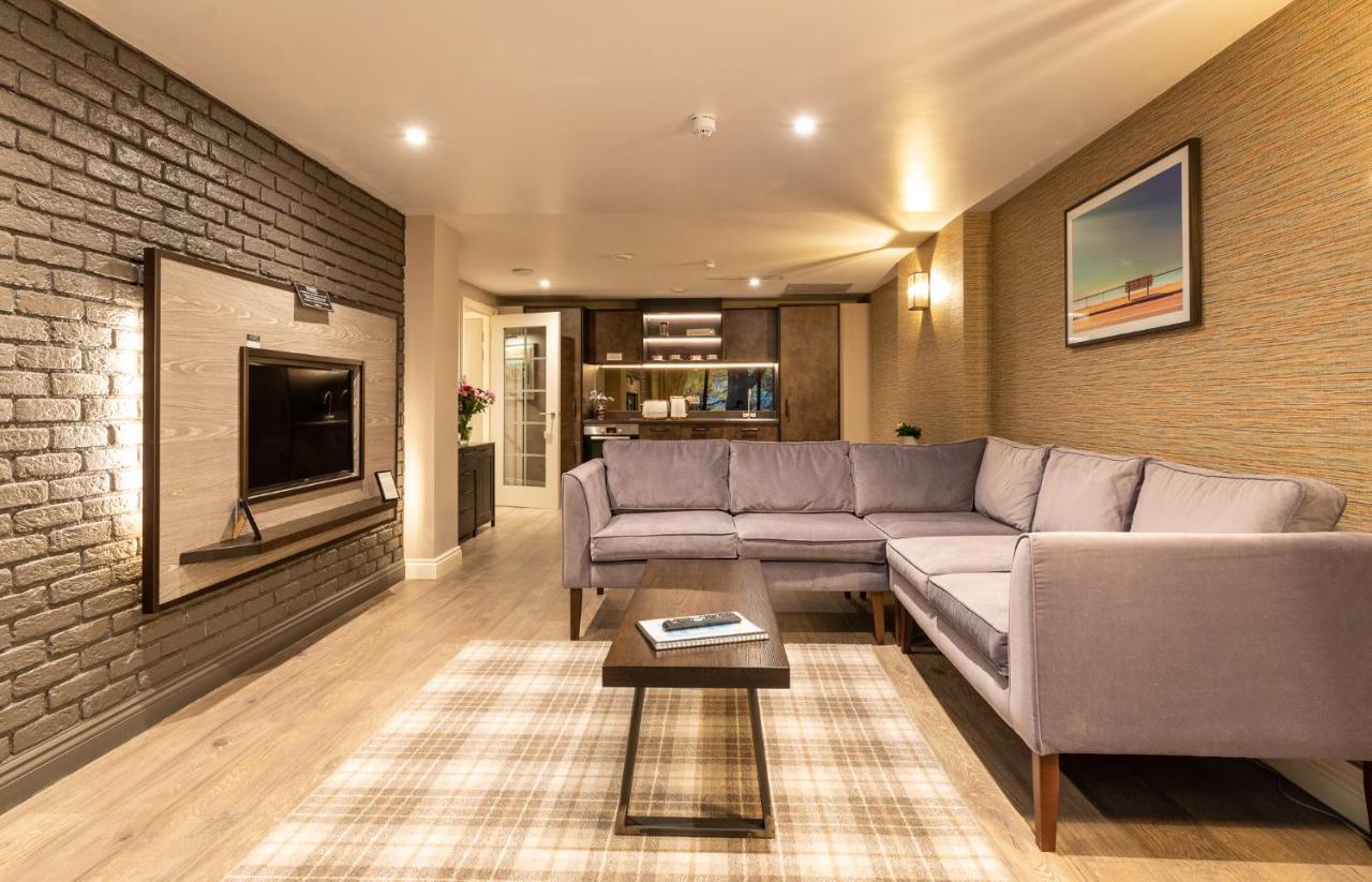 The Lawrance Luxury Aparthotel - York Buitenkant foto