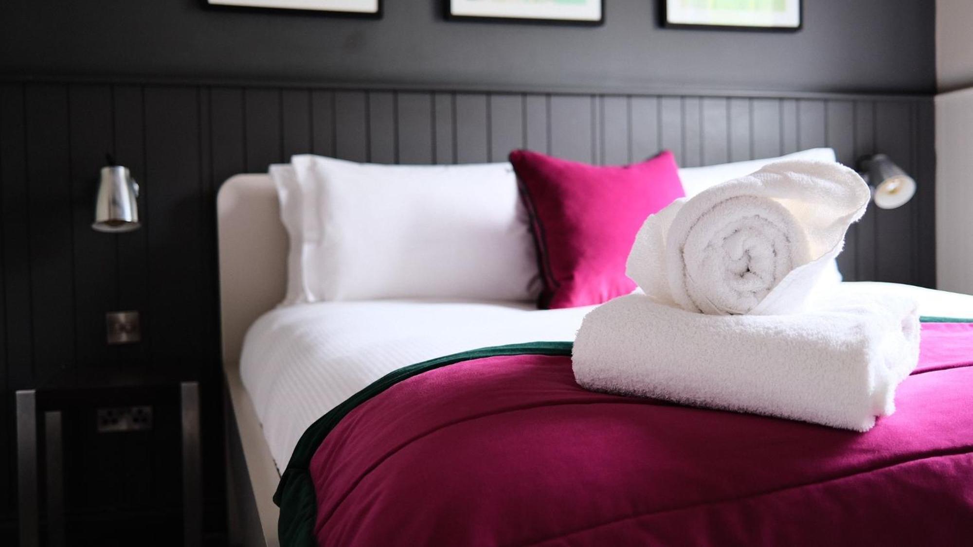 The Lawrance Luxury Aparthotel - York Buitenkant foto