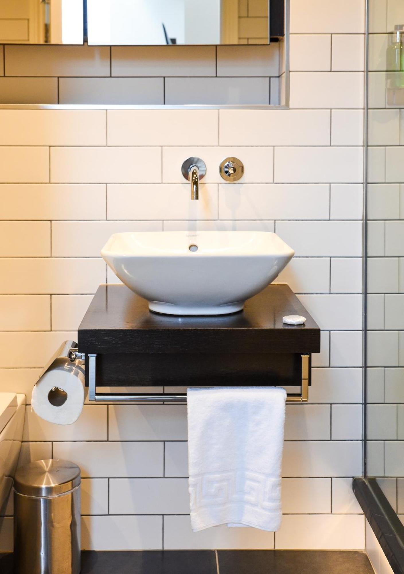 The Lawrance Luxury Aparthotel - York Buitenkant foto