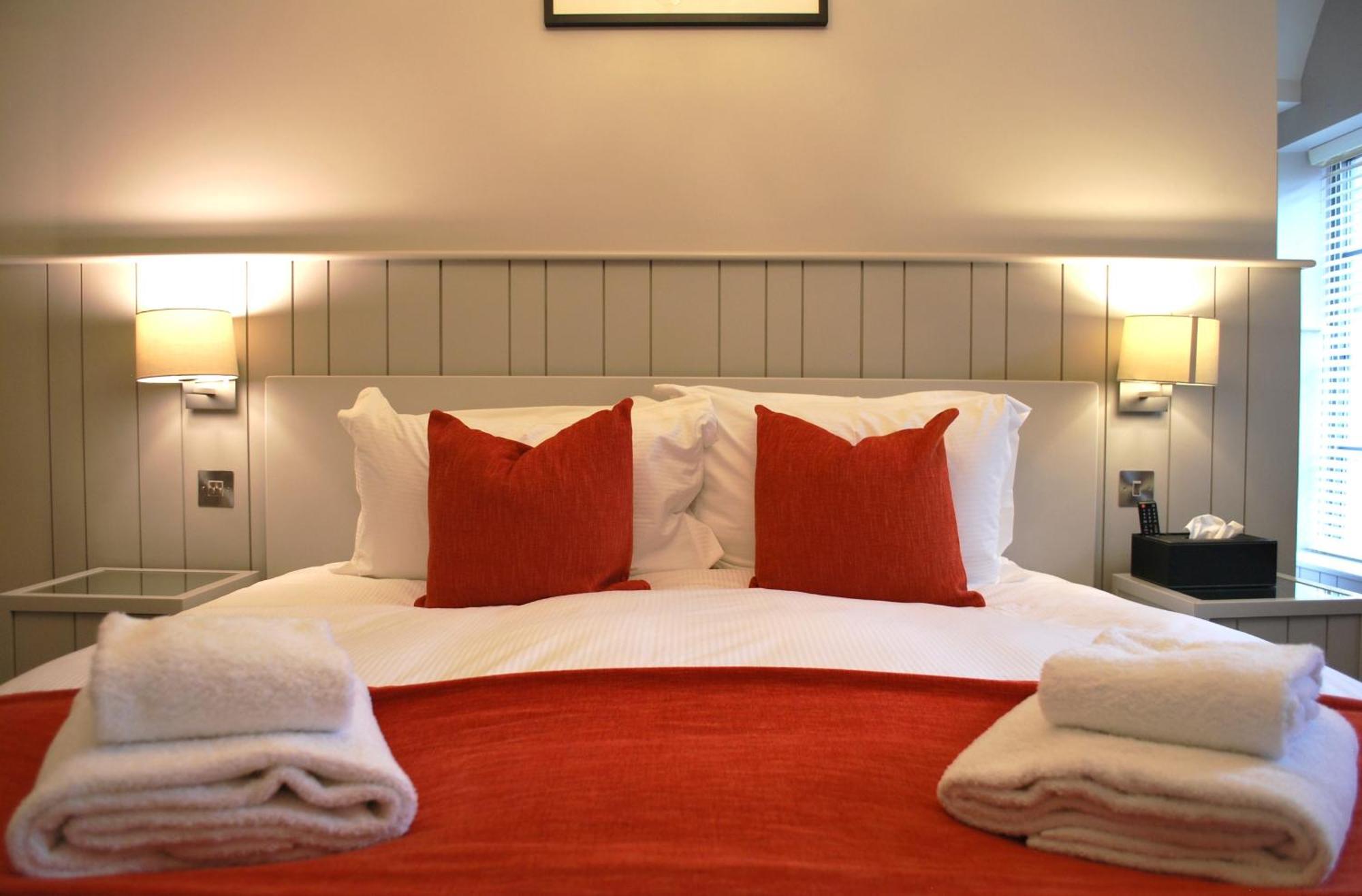 The Lawrance Luxury Aparthotel - York Buitenkant foto